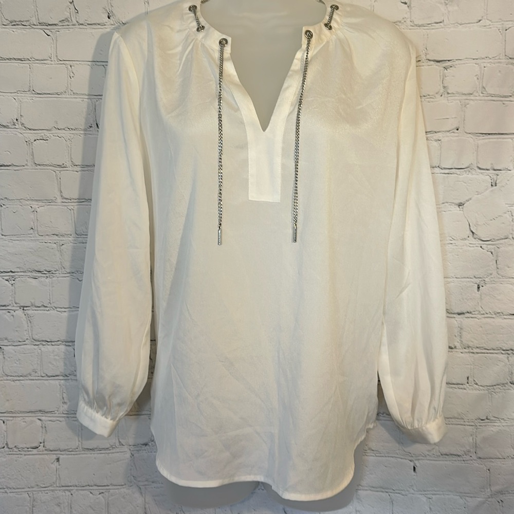 New York and Co sheer white blouse w/chain